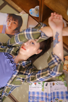 《年轻女教师》在线观看